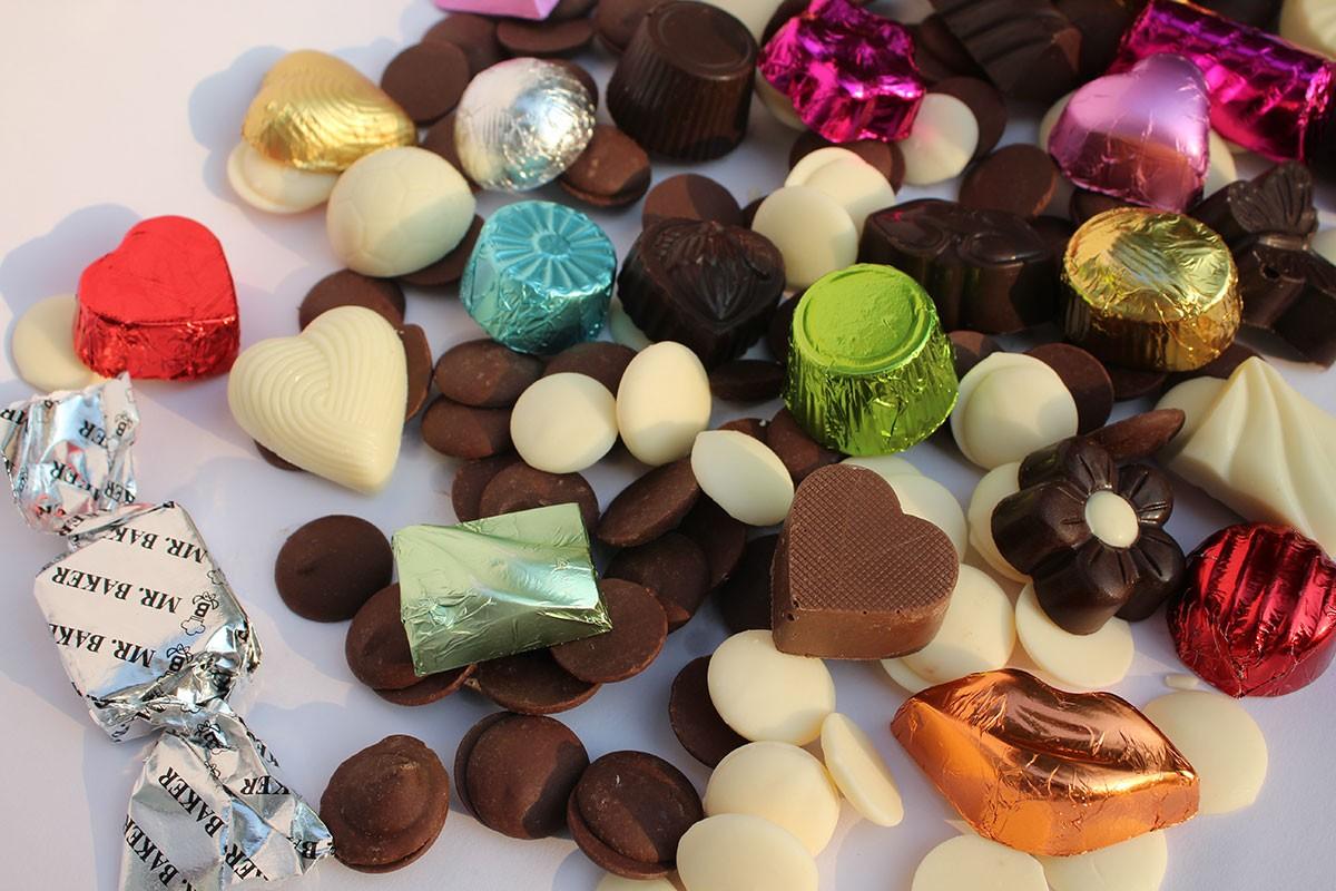 CHOCOLATE (Per PCS)