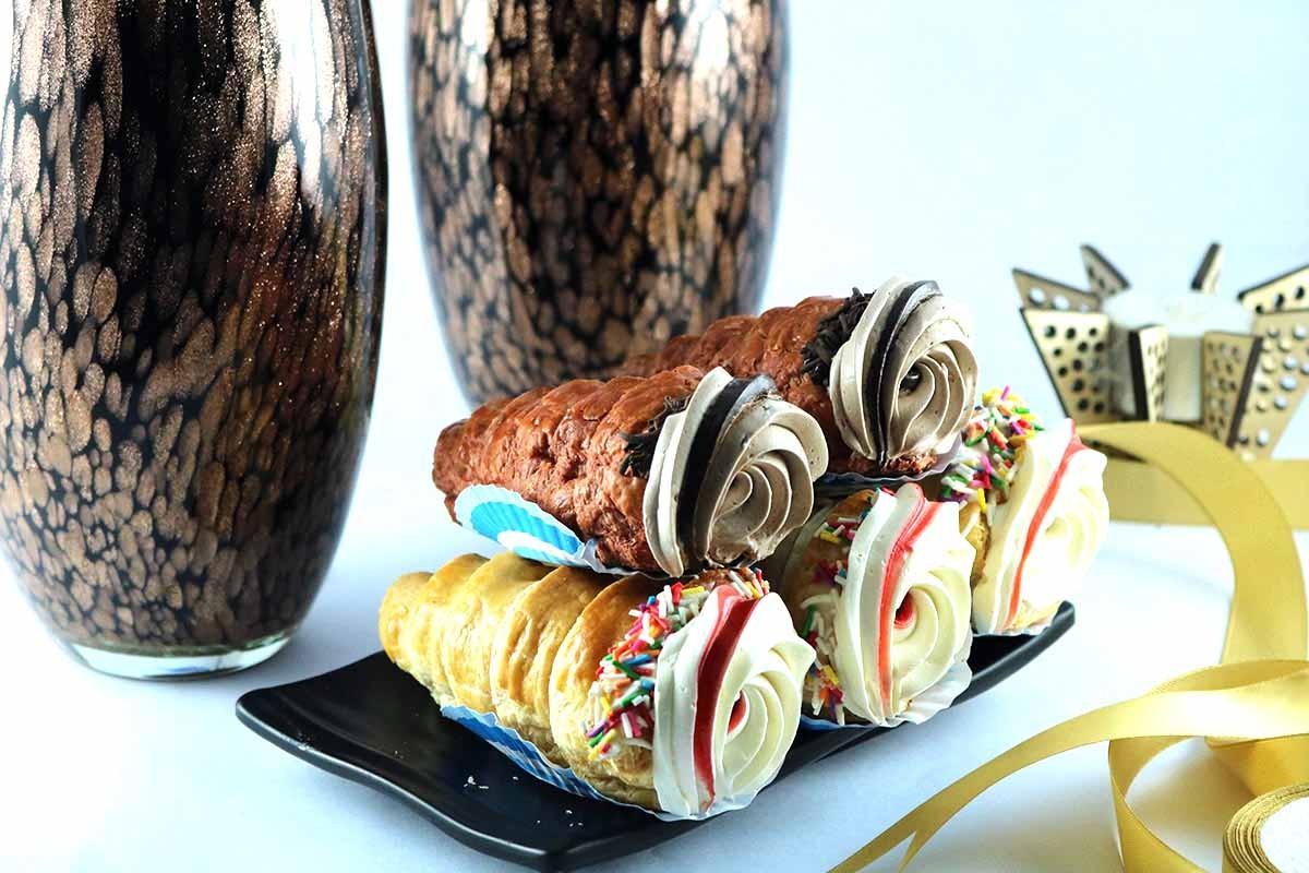 CREAM ROLL